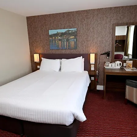 Penny Hedge, By Marston's Whitby