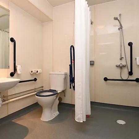 Penny Hedge, By Marston's 4* Γουίτμπι