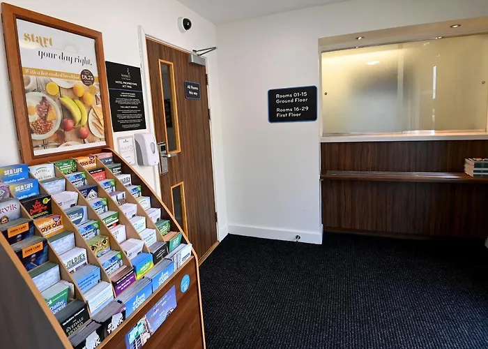 Penny Hedge, By Marston's